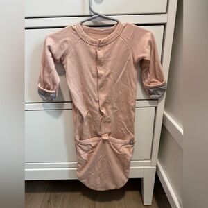 GOUMI blush pink sleep sack